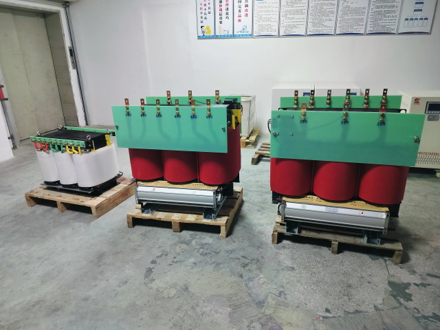 嘉荫KS11-1000KVA矿用变压器